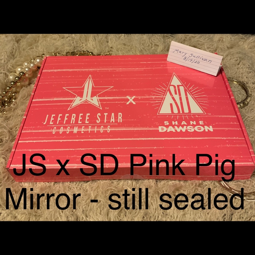 Jeffree Star Pink Pig Mirror